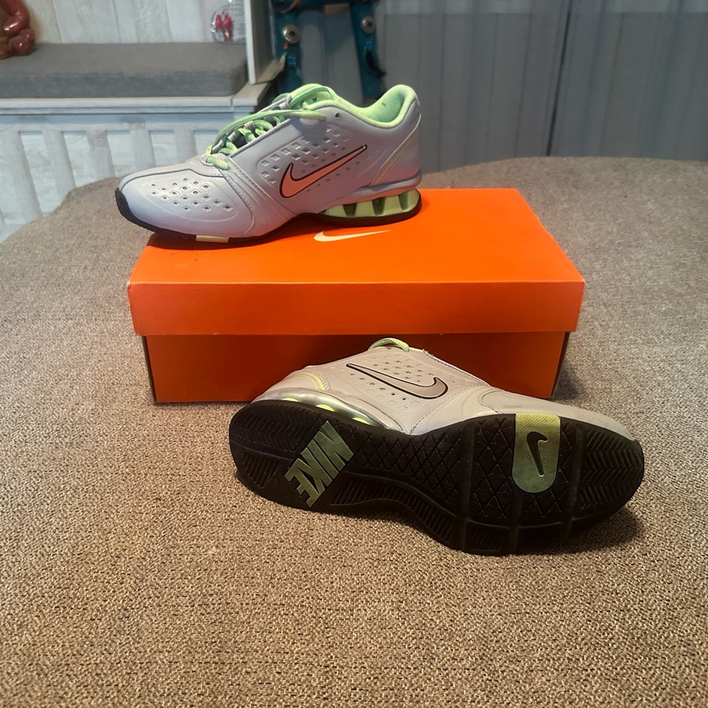 Nike